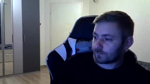 Snapshot of embraceagony chatting on October 18, 3:11 am embraceagony online show from October 18, 3:11 am