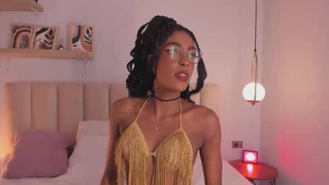 Emely online show from December 4, 11:54 am