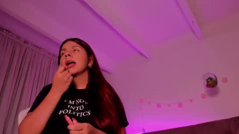 Emely online show from December 26, 8:00 pm