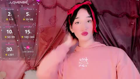 Snapshot of emely_rous chatting on December 14, 6:46 am Emely Rous online show from December 14, 6:46 am