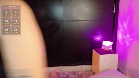     online show from February 4, 2:48 am