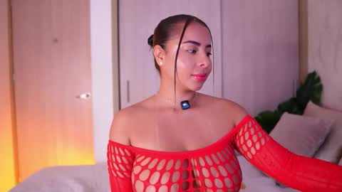    online show from March 15, 7:06 pm