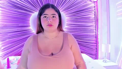 Emiily Grace online show from February 23, 11:45 am