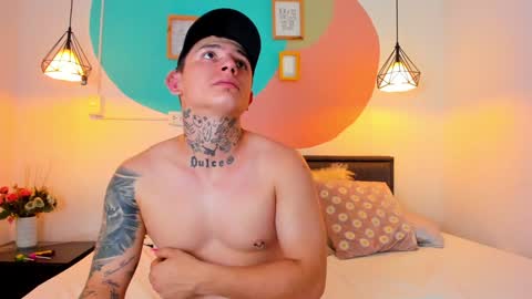EmiilyManson  online show from January 3, 10:08 pm