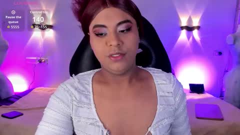 Emili roux online show from March 4, 11:29 am