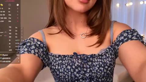 emilia_dream online show from May 5, 3:51 pm