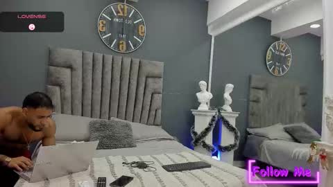 Emilio online show from December 15, 11:28 am