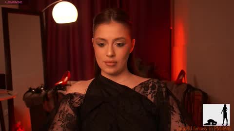  Emiliya  online show from December 5, 1:42 pm