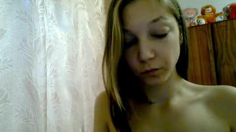 Emilly online show from November 5, 9:44 am