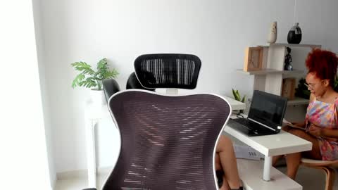 Emilly  online show from March 11, 3:02 pm