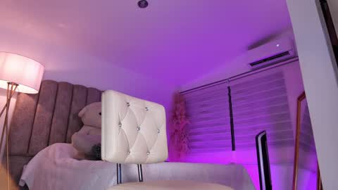  emily valentina     online show from March 29, 2:24 am