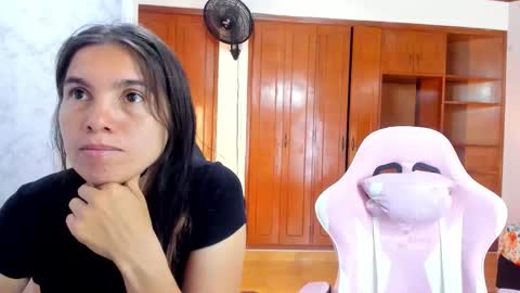 Emily and Soffy online show from March 3, 11:50 am