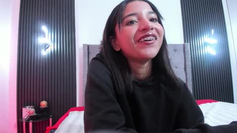 emily_bruss online show from February 5, 3:21 am