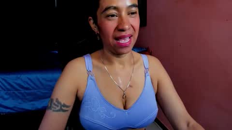 emily_bunny7 online show from January 15, 6:39 pm