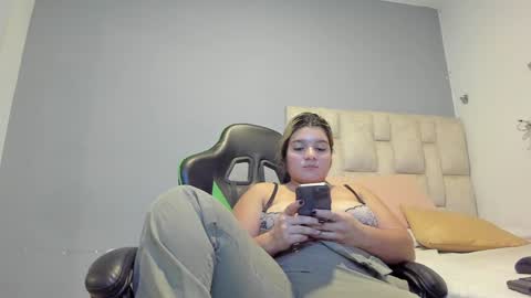 Emi  independent model  online show from December 3, 11:07 pm