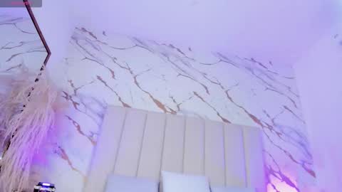 emily_nova_ online show from March 10, 12:09 pm