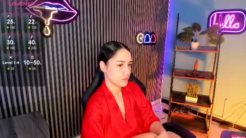 Emily  online show from July 26, 12:25 pm