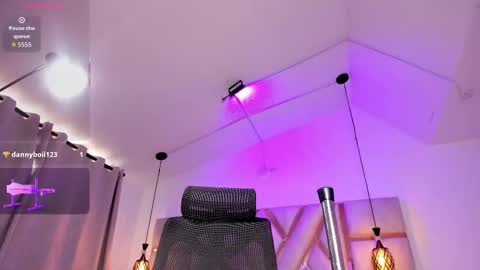 Emily online show from December 4, 8:19 pm