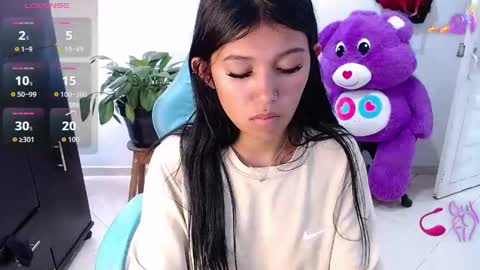       online show from May 14, 2:04 pm