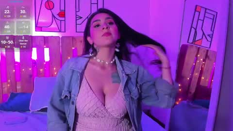 Emilly online show from April 23, 7:48 pm