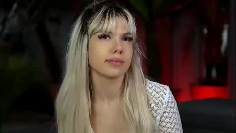 Emily online show from December 22, 8:32 am