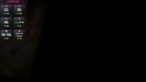 emily_warren__ online show from April 4, 7:43 pm