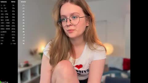 Emily  online show from February 4, 12:42 pm