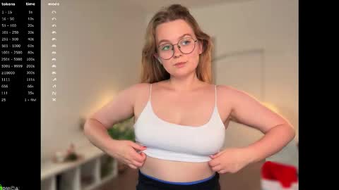 Emily  online show from December 21, 1:28 pm