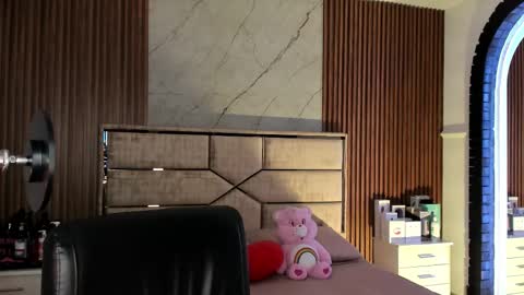 Snapshot of emilyhendrix_ chatting on September 30, 8:41 pm Emily Hendrix online show from September 30, 8:41 pm