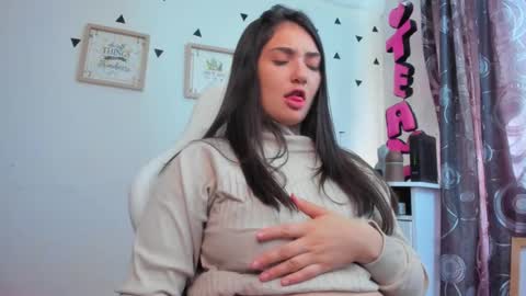 Emily Jang online show from November 10, 4:21 pm