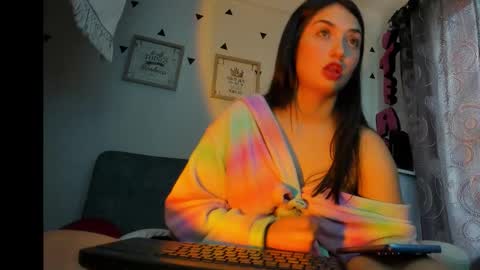 Emily Jang online show from November 14, 4:31 pm