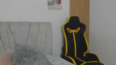 EMI online show from November 28, 2:30 am