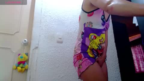 Nickole online show from November 14, 4:09 pm