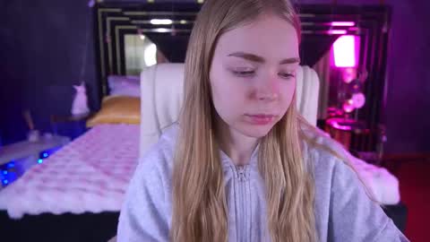  MY NAME IS Emily WELCOME EVERYONE I WILL BE HAPPY TO GIVE YOU WHAT YOU HAVE DREAMED OF FOR SO LONG online show from January 14, 7:05 am