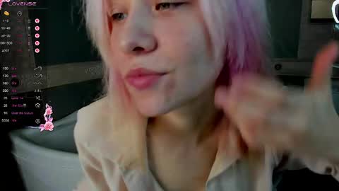 Betty online show from April 19, 1:28 am