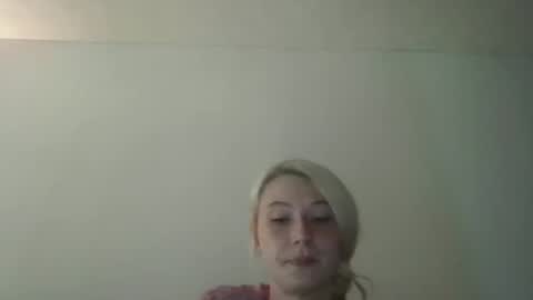 emilywarren296 online show from October 20, 2:33 pm