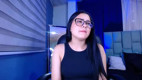 Emily  online show from November 22, 4:00 am