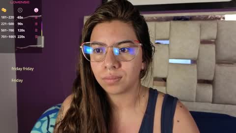 emilyy_cooperr online show from March 27, 12:06 pm