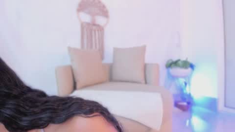 emilyy_kim online show from April 13, 6:56 pm