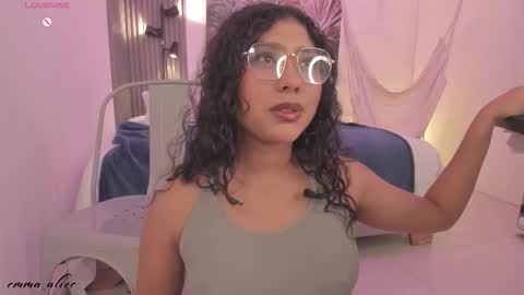 Snapshot of emma_alice_ chatting on October 1, 12:48 pm Alice online show from October 1, 12:48 pm