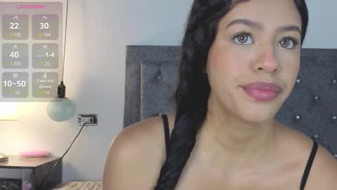 Emma online show from November 21, 2:15 pm