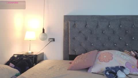 Emma online show from December 23, 5:02 am