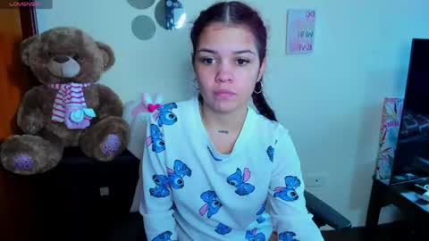 emma_boo_ online show from April 19, 3:02 pm