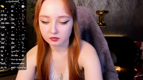 Snapshot of emma_chery chatting on February 16, 5:26 pm Emma online show from February 16, 5:26 pm