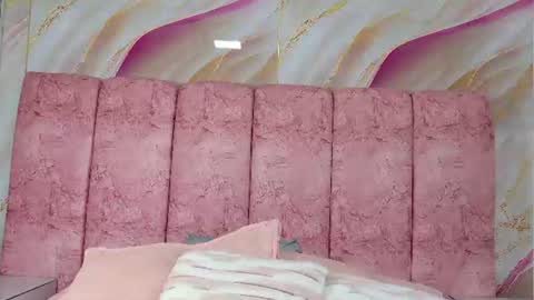 Emma online show from June 17, 3:11 am