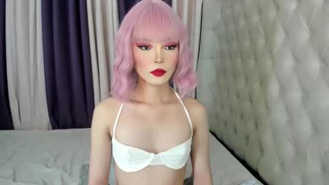 emma_fox23 online show from December 5, 12:25 pm