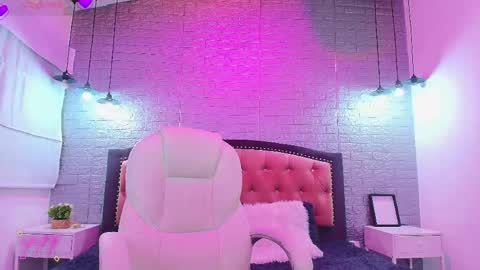 emma online show from May 30, 4:55 am