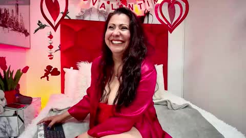 Emma 3 online show from February 14, 1:25 pm