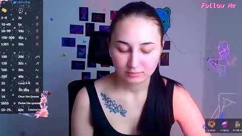 Emma online show from November 14, 5:37 pm