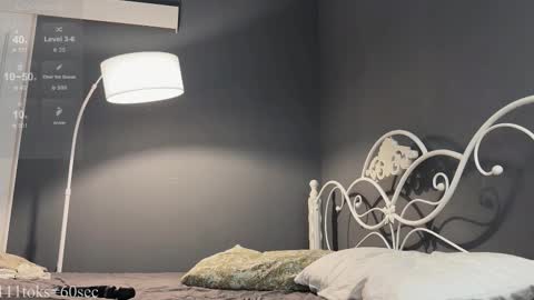 Emma Voss online show from January 7, 7:24 am